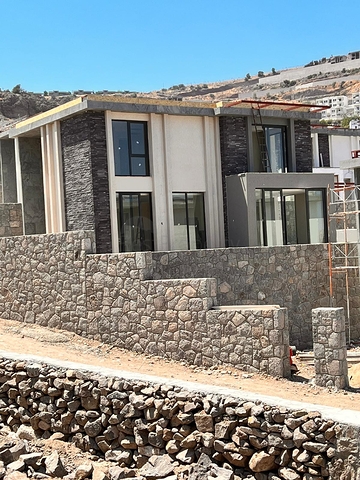 Виллы с Частным Бассейном с Видом На Море и На Зеленую Долину!