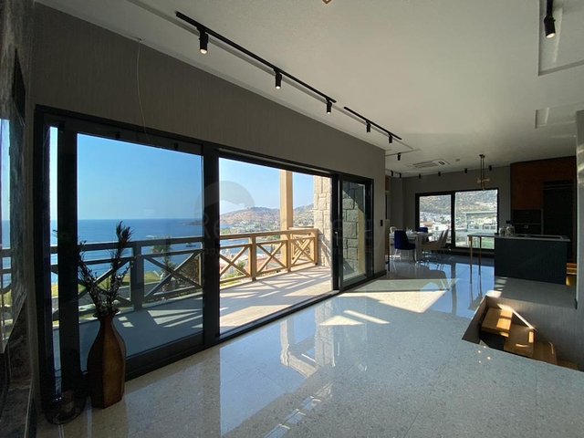 Эксклюзивные виллы с шикарным видом на море в районе Ялыкавак, Бодрум