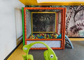 Апартаменты 2+1 на первой береговой в Махмутларе