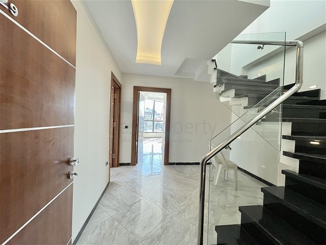 Пентхаус в пешей доступности от моря