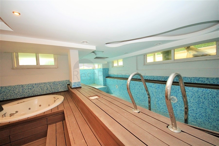 Пентхаус в пешей доступности от моря