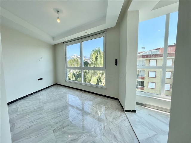 Пентхаус в пешей доступности от моря