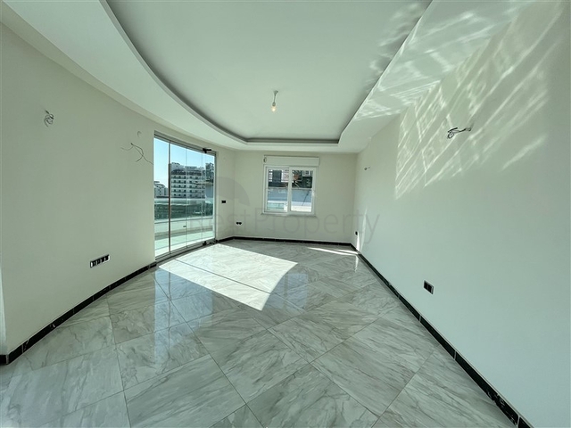 Пентхаус в пешей доступности от моря