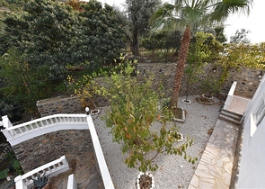 Роскошная вилла с видом на Средиземное море