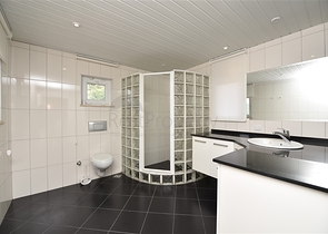 Роскошная вилла с видом на Средиземное море