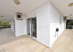 Роскошная вилла с видом на Средиземное море