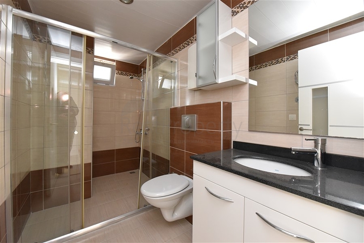 Квартира 2+1 в популярном комплексе в районе Авсаллар