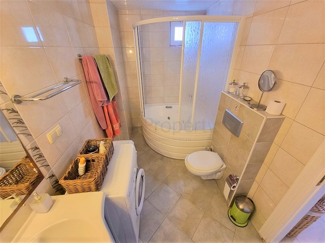 Трехкомнатная квартира в Джикджилли