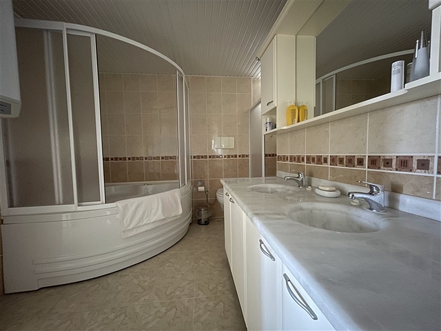 Гарден дуплекс в районе Джикджилли