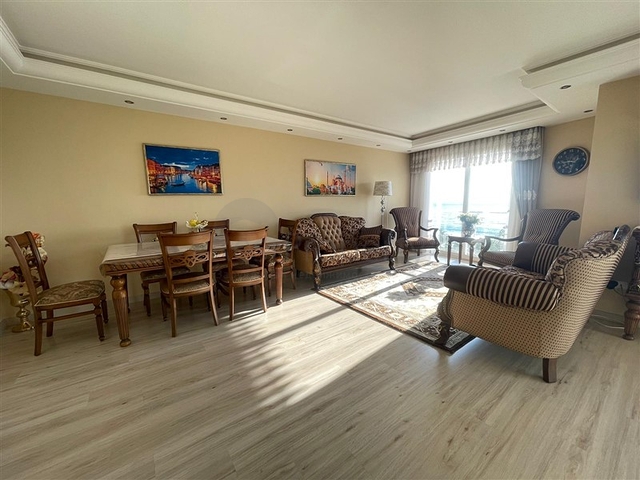 Квартира 2+1 с прямым видом на Средиземное море