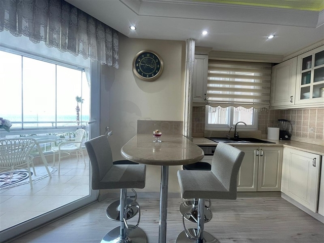 Квартира 2+1 с прямым видом на Средиземное море