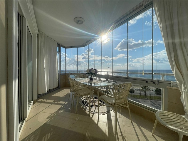 Квартира 2+1 с прямым видом на Средиземное море