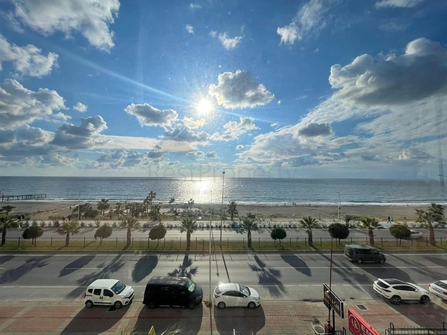 Квартира 2+1 с прямым видом на Средиземное море