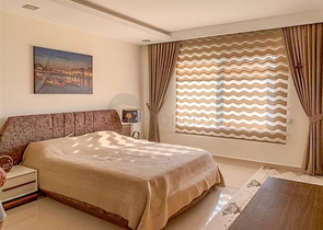 Просторный дуплекс с выходом в сад в районе Каргыджак