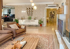 Просторный дуплекс с выходом в сад в районе Каргыджак