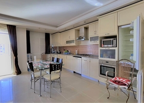 Пентхаус 4+1 с видом на море