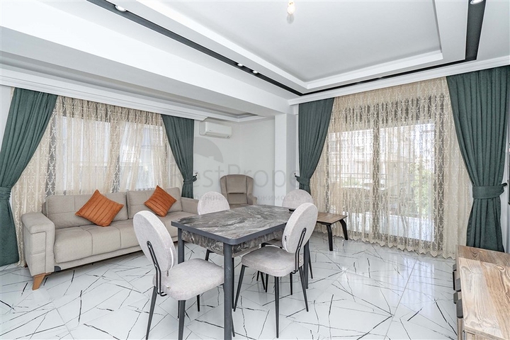 Меблированная трехкомнатная квартира в центре Аланьи