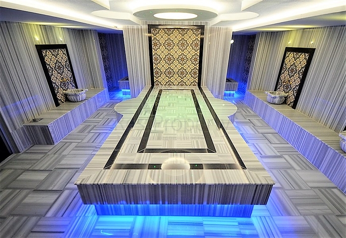 Меблированная трехкомнатная квартира в центре Аланьи