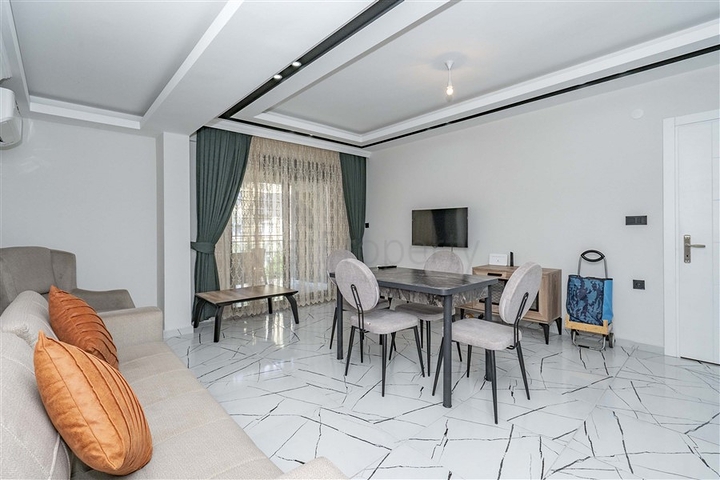 Меблированная трехкомнатная квартира в центре Аланьи