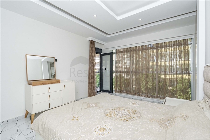 Меблированная трехкомнатная квартира в центре Аланьи