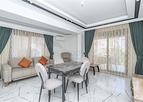 Меблированная трехкомнатная квартира в центре Аланьи