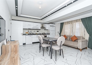 Меблированная трехкомнатная квартира в центре Аланьи