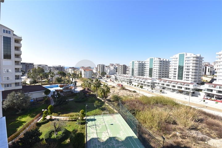 Трехкомнатные апартаменты в комплексе в районе Авсаллар