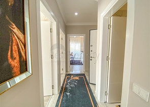 Трехкомнатная квартира с отдельной кухней в Демирташе