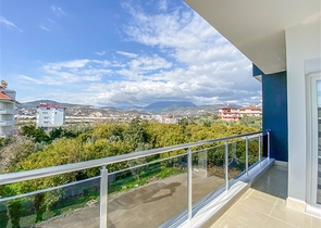 Меблированная квартира 2+1 с видом на горы