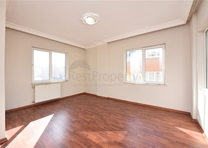 Просторная четырехкомнатная квартира в центре Алании