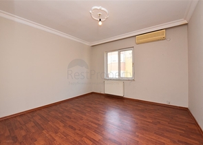 Просторная четырехкомнатная квартира в центре Алании