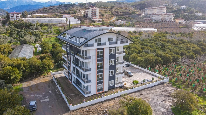 Трехкомнатная меблированная квартира в новом комплексе Демирташа