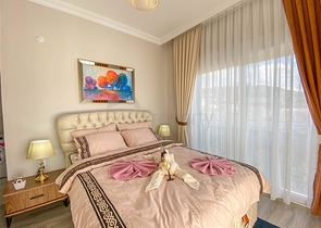 Трехкомнатная меблированная квартира в новом комплексе Демирташа