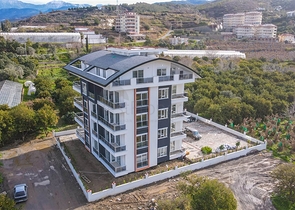 Трехкомнатная меблированная квартира в новом комплексе Демирташа