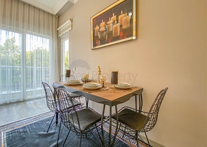 Трехкомнатная квартира с отдельной кухней в Демирташе