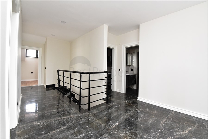 Пентхаус для большой семьи в районе пляжа Клеопатры