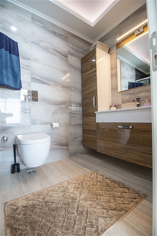 Четырехкомнатные апартаменты в комплексе премиум класса