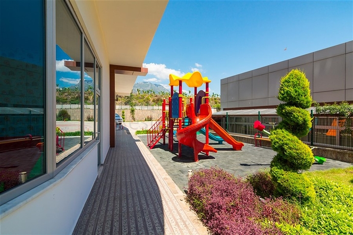 Четырехкомнатные апартаменты в комплексе премиум класса