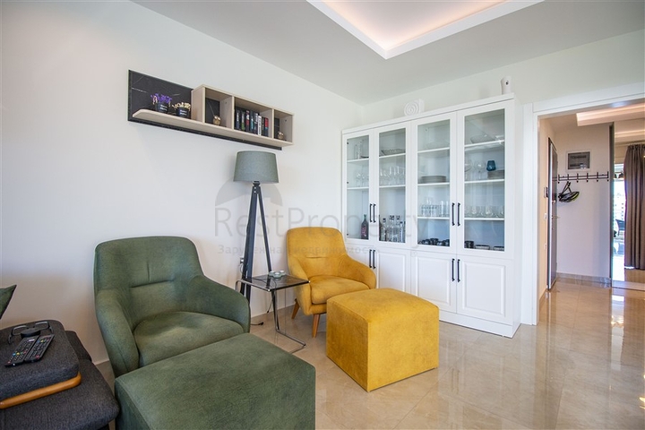 Четырехкомнатные апартаменты в комплексе премиум класса