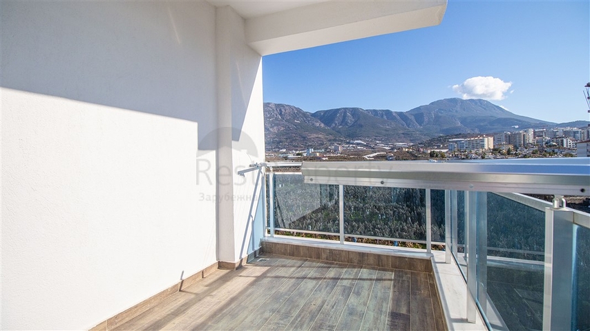 Четырехкомнатные апартаменты в комплексе премиум класса