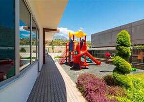 Четырехкомнатные апартаменты в комплексе премиум класса