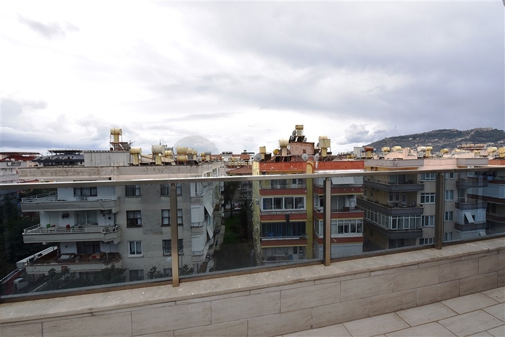 Пентхаус 4+1 с видом на Крепость 