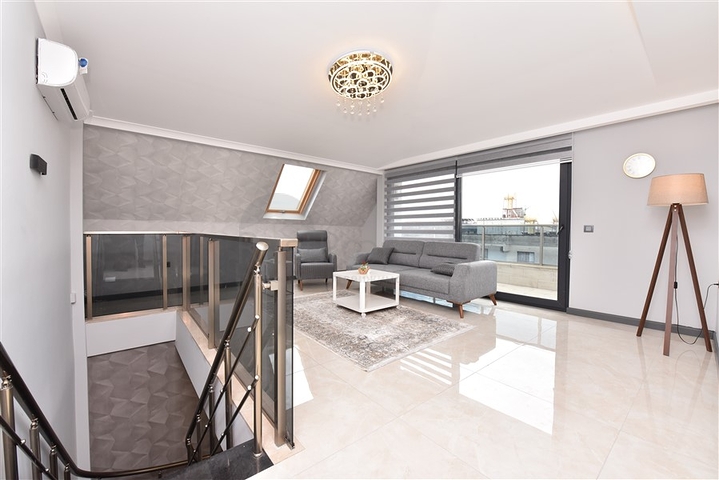 Пентхаус 4+1 с видом на Крепость 