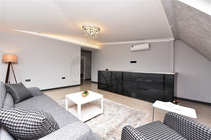 Пентхаус 4+1 с видом на Крепость 