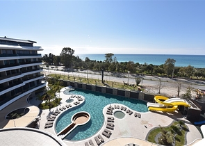 Двухкомнатная квартира в комплексе люкс класса с видом на море 