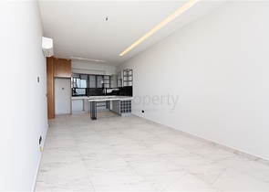 Двухкомнатная квартира в комплексе люкс класса с видом на море 