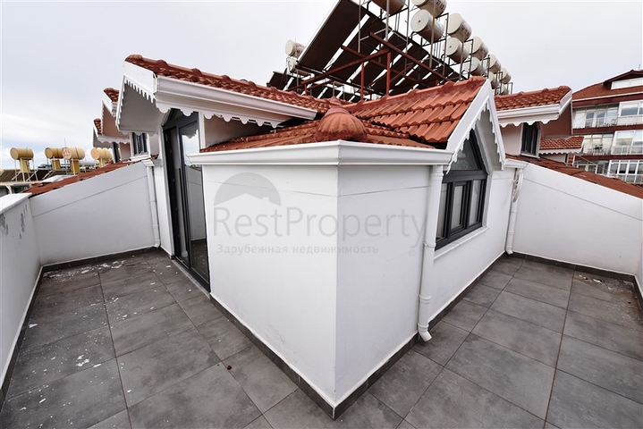 Пентхаус планировки 6+2 в районе пляжа Клеопатры