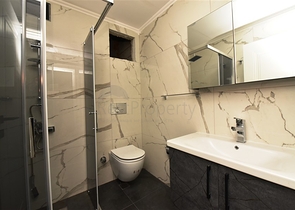 Пентхаус планировки 6+2 в районе пляжа Клеопатры