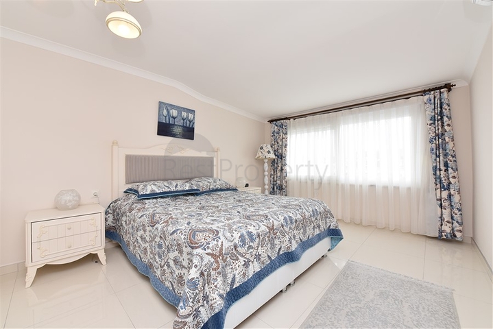 Пентхаус с видом на море