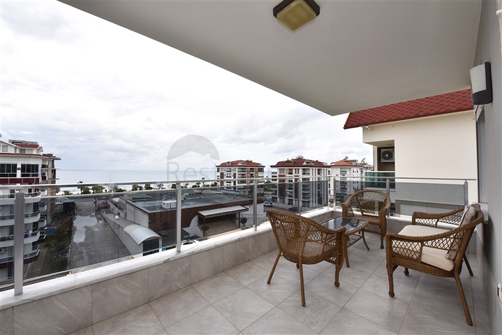 Пентхаус с видом на море